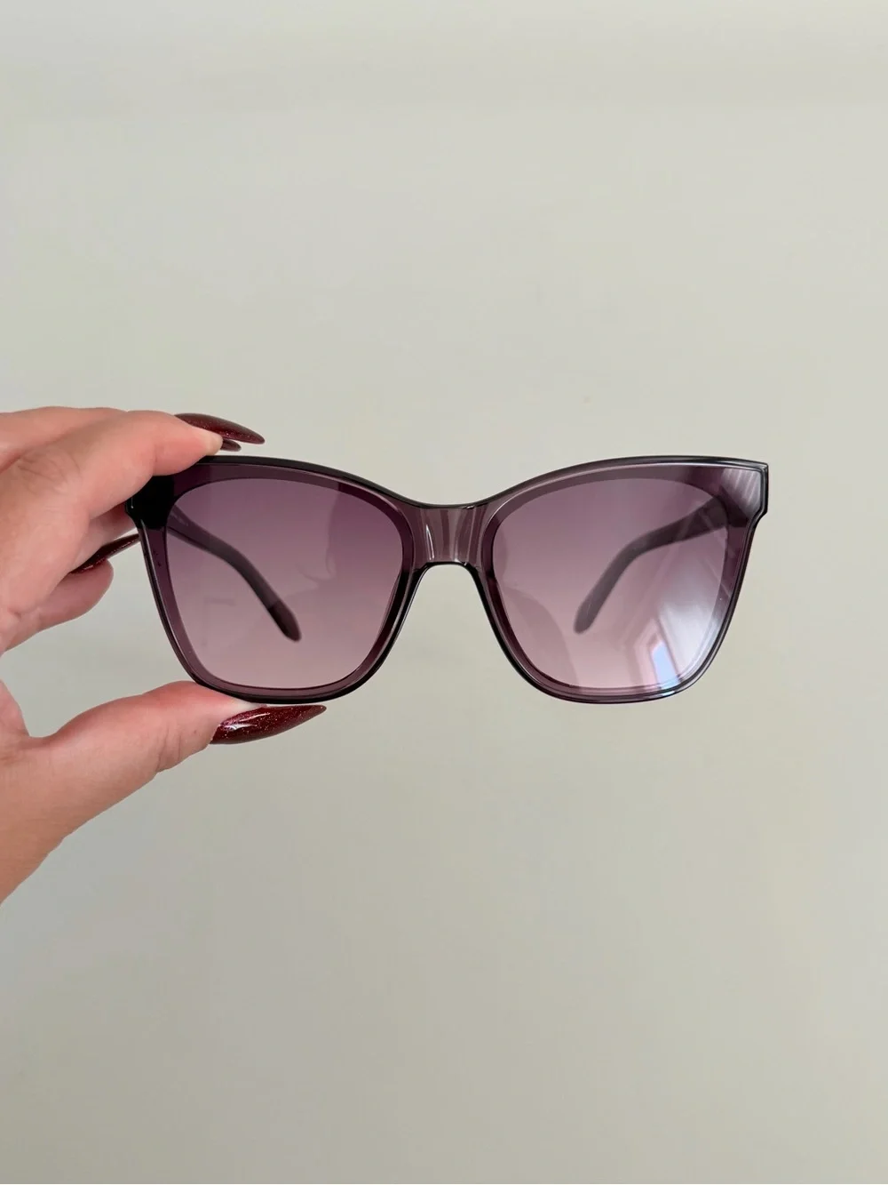 QUAY After Party Purple Oversized Cat Eye Sunglasses NWT